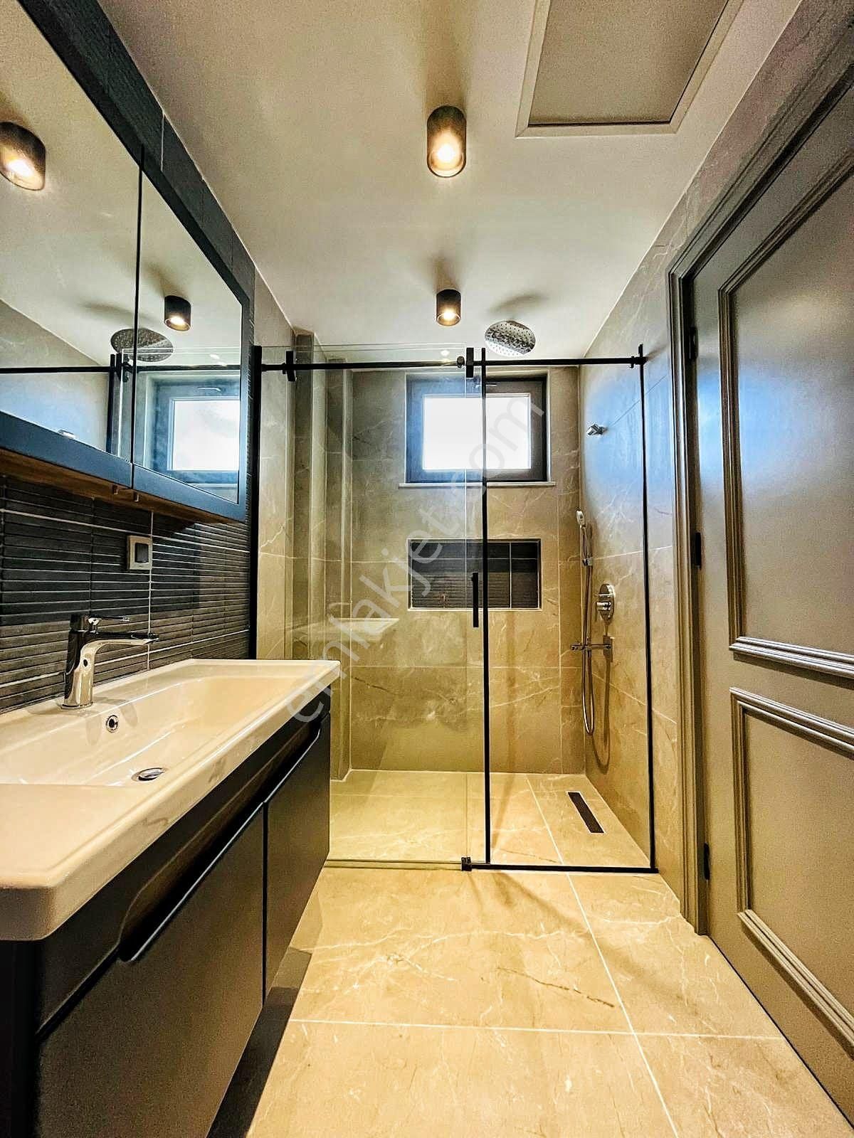 Sundera'dan Doğa İle İç İçe Lüks Ve Konforlu 3+1 Müstakil Havuzlu Villa - Görsel 20