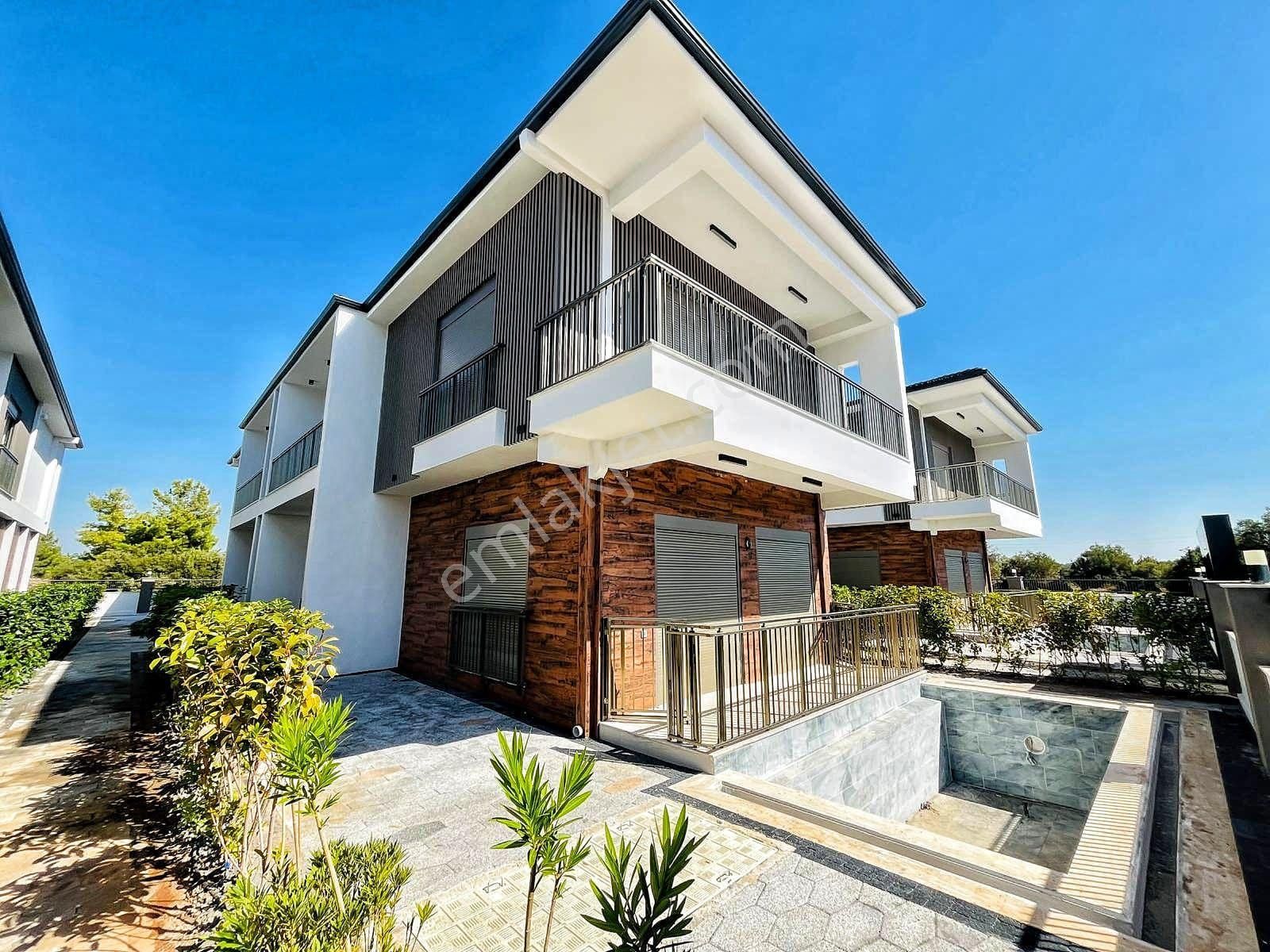 Sundera'dan Doğa İle İç İçe Lüks Ve Konforlu 3+1 Müstakil Havuzlu Villa - Görsel 30