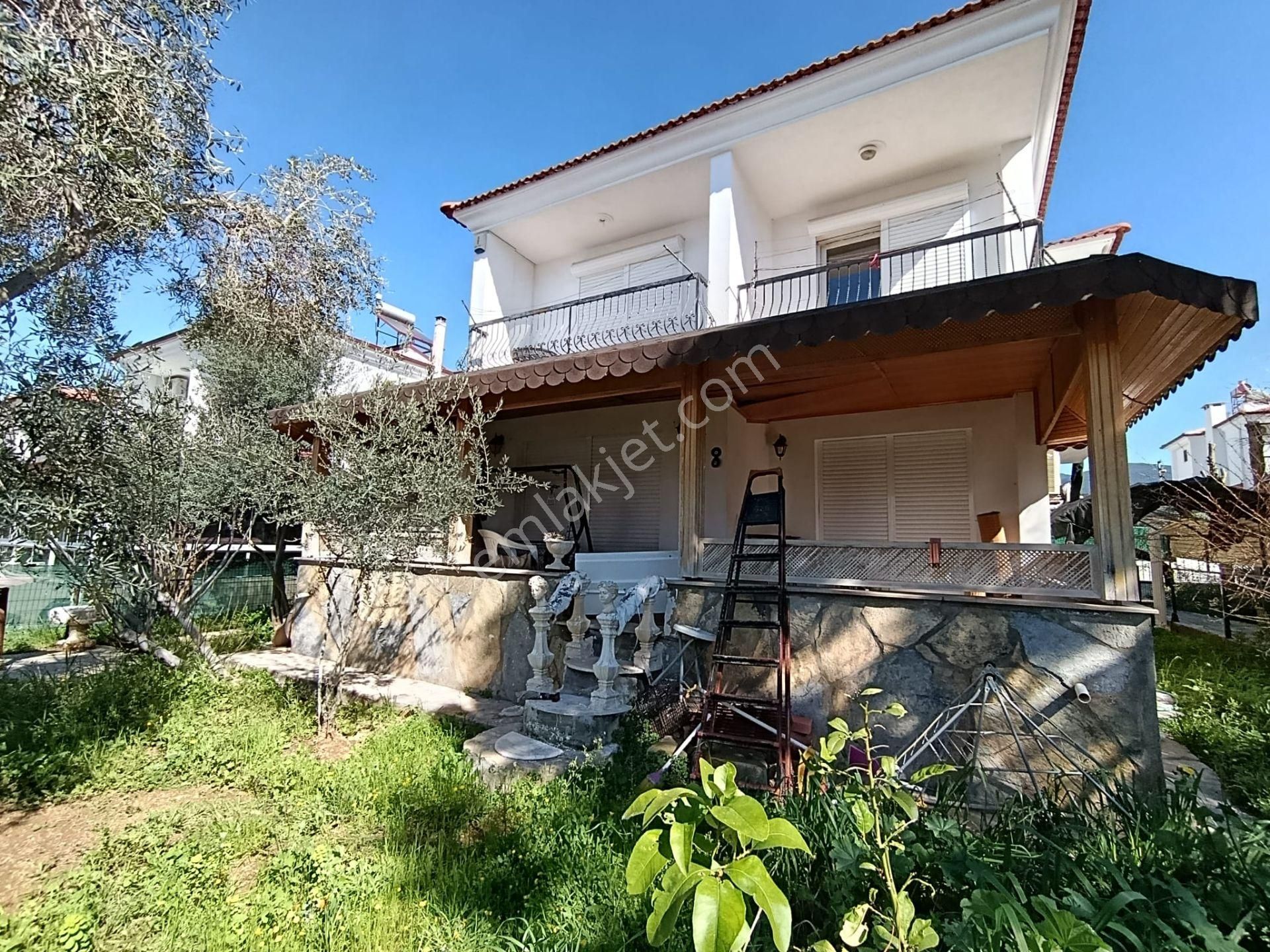 Dialog Nua Gayrimenkul'den Didim/akbük Mah.satılık Bankacılar Özyurt Site İçerisinde Müstakil Villa