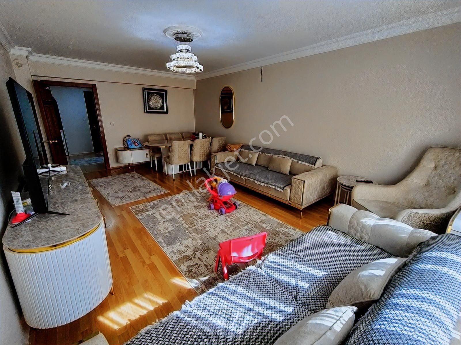 Gün Sazak Caddesi Üzeri Ara Katta Satılık Daire - Görsel 6