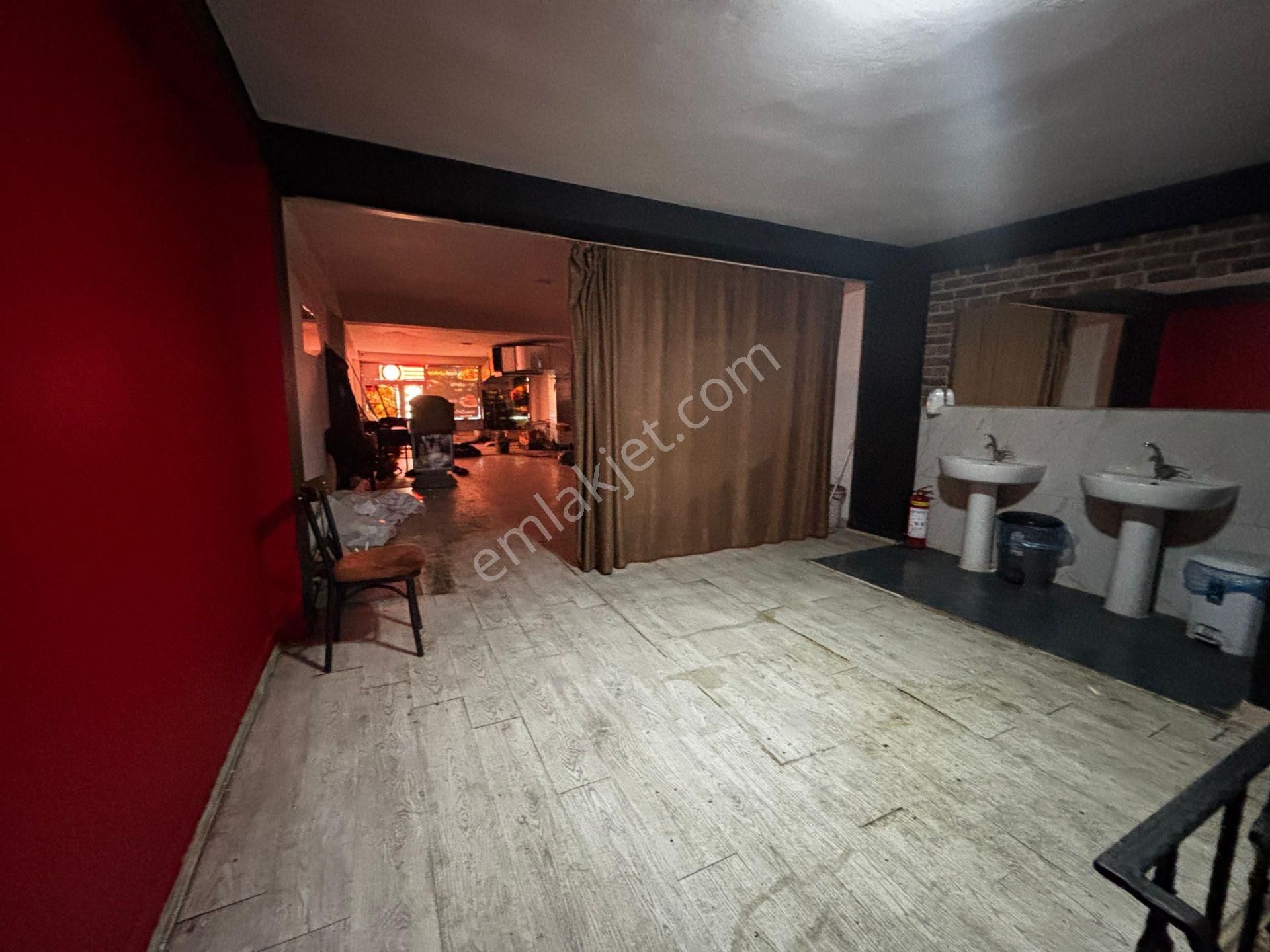 Çukurçayır'da Kiralık 157m² Dükkan - Yıllık Ödeme - Görsel 13