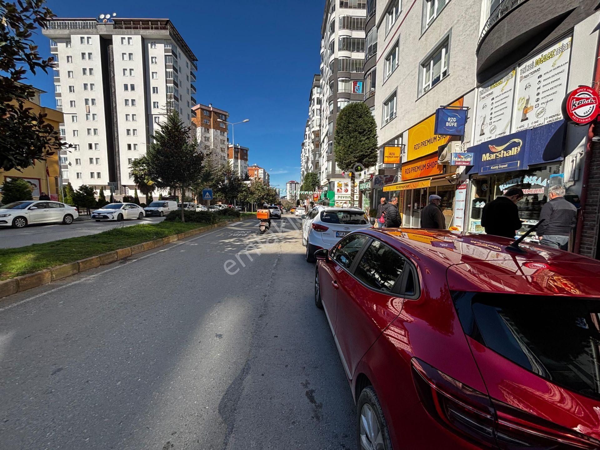 Çukurçayır'da Kiralık 157m² Dükkan - Yıllık Ödeme - Görsel 3