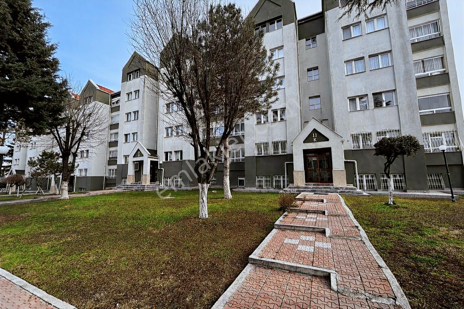 Elvankent Oğuzlar'da Kiralık 3+1 Site Dairesi