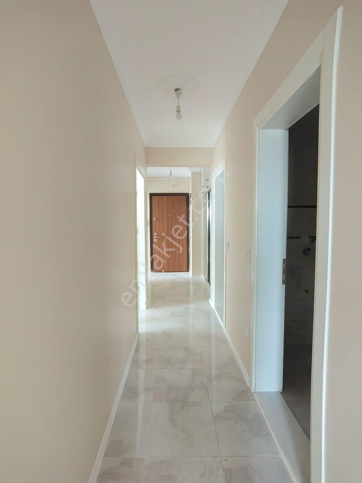 Akçay Emlak'tan Akşehir Kozağaç Tokide Asansörlü Sıfırdan Farksız Satılık Ara Kat 3+1 Daire - Görsel 23