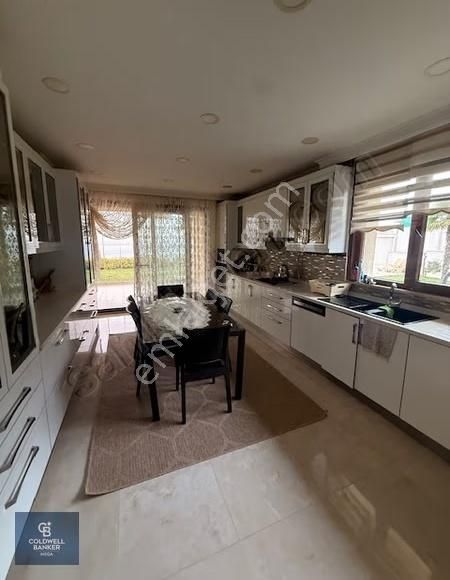 Beylikdüzü Gürpınar Mah.deniz Manzaralı Lüx Villa - Görsel 2