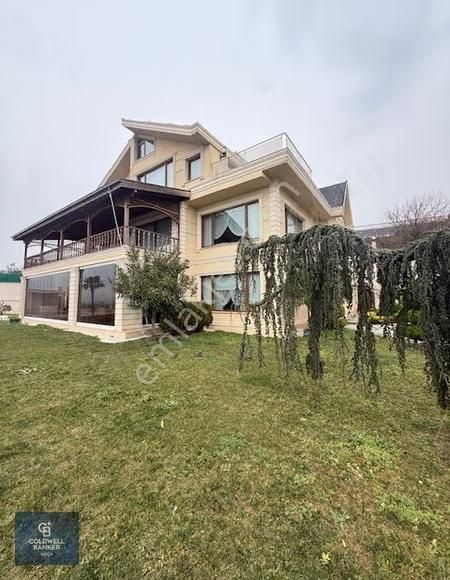 Beylikdüzü Gürpınar Mah.deniz Manzaralı Lüx Villa