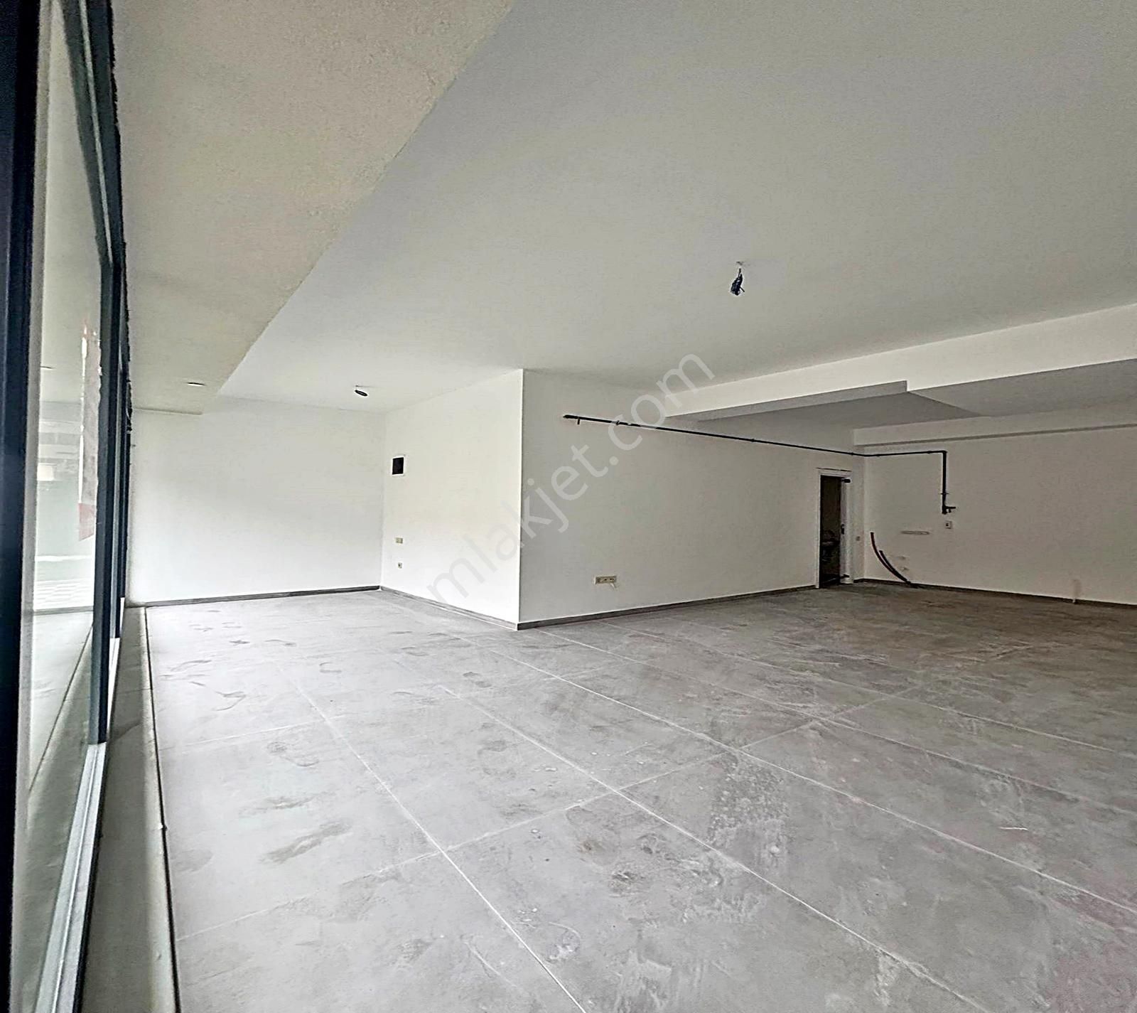 Ekşioğlu Mahallesinde Temiz Sıfır Satılık Dükkan - Görsel 9