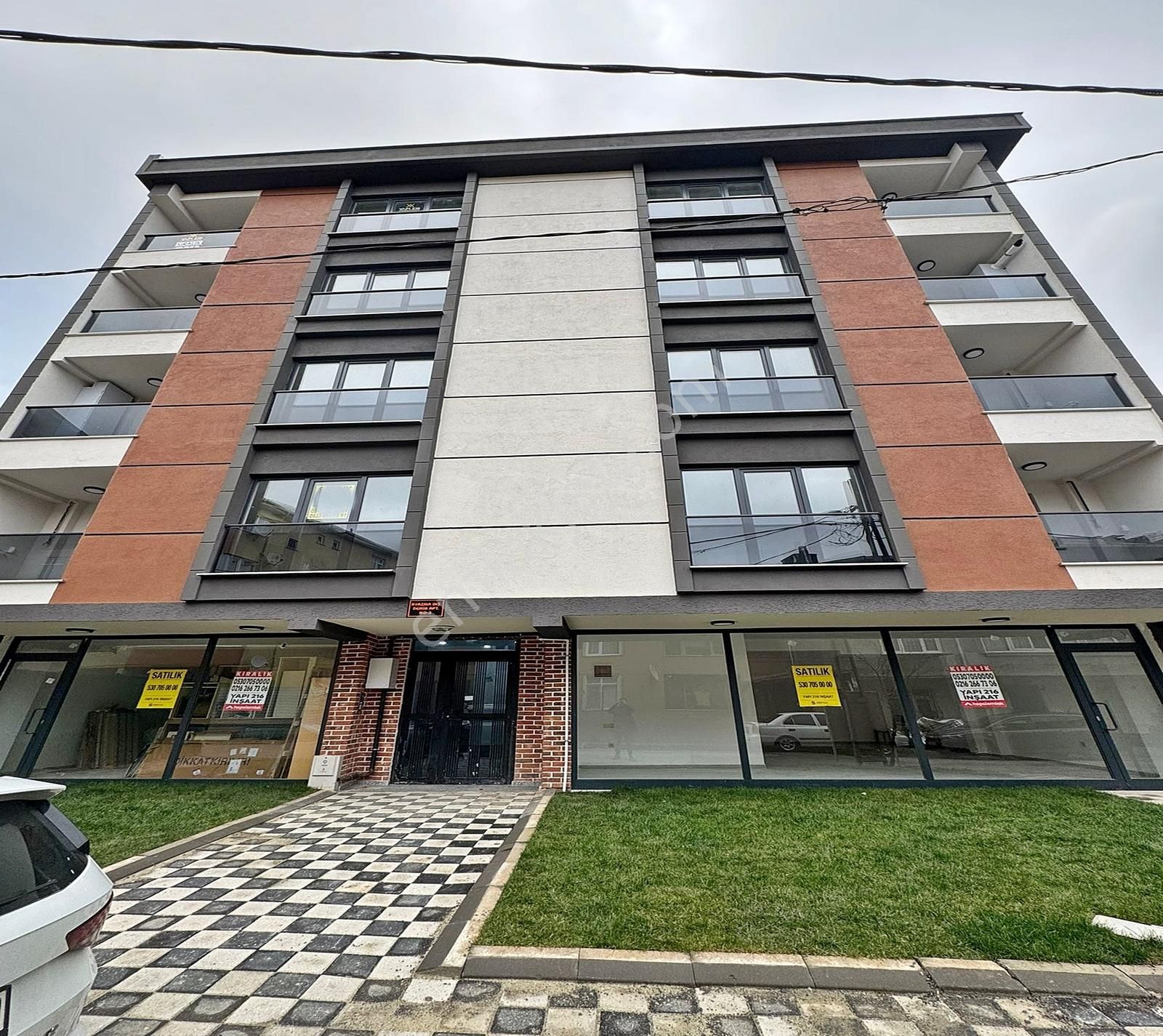 Ekşioğlu Mahallesinde Temiz Sıfır Satılık Dükkan - Görsel 13