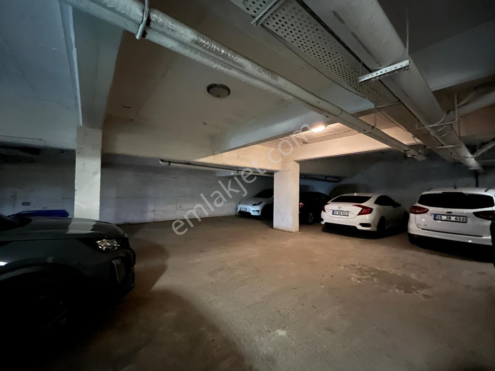 Narlıdere Yenikale Mahallesinde Geniş Ve Ferah 3+1 Kiralık Daire - Görsel 25