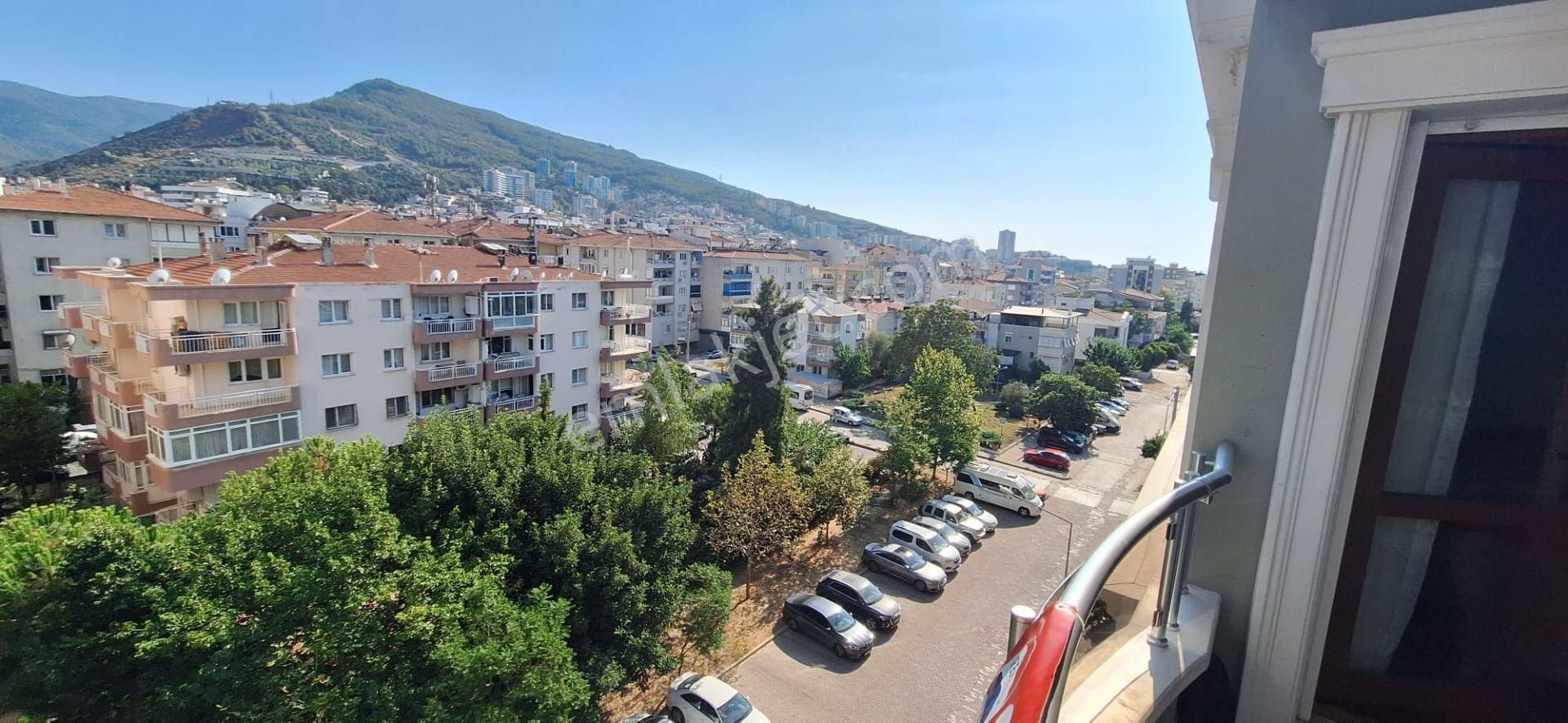 Narlıdere Yenikale Mahallesinde Geniş Ve Ferah 3+1 Kiralık Daire - Görsel 31