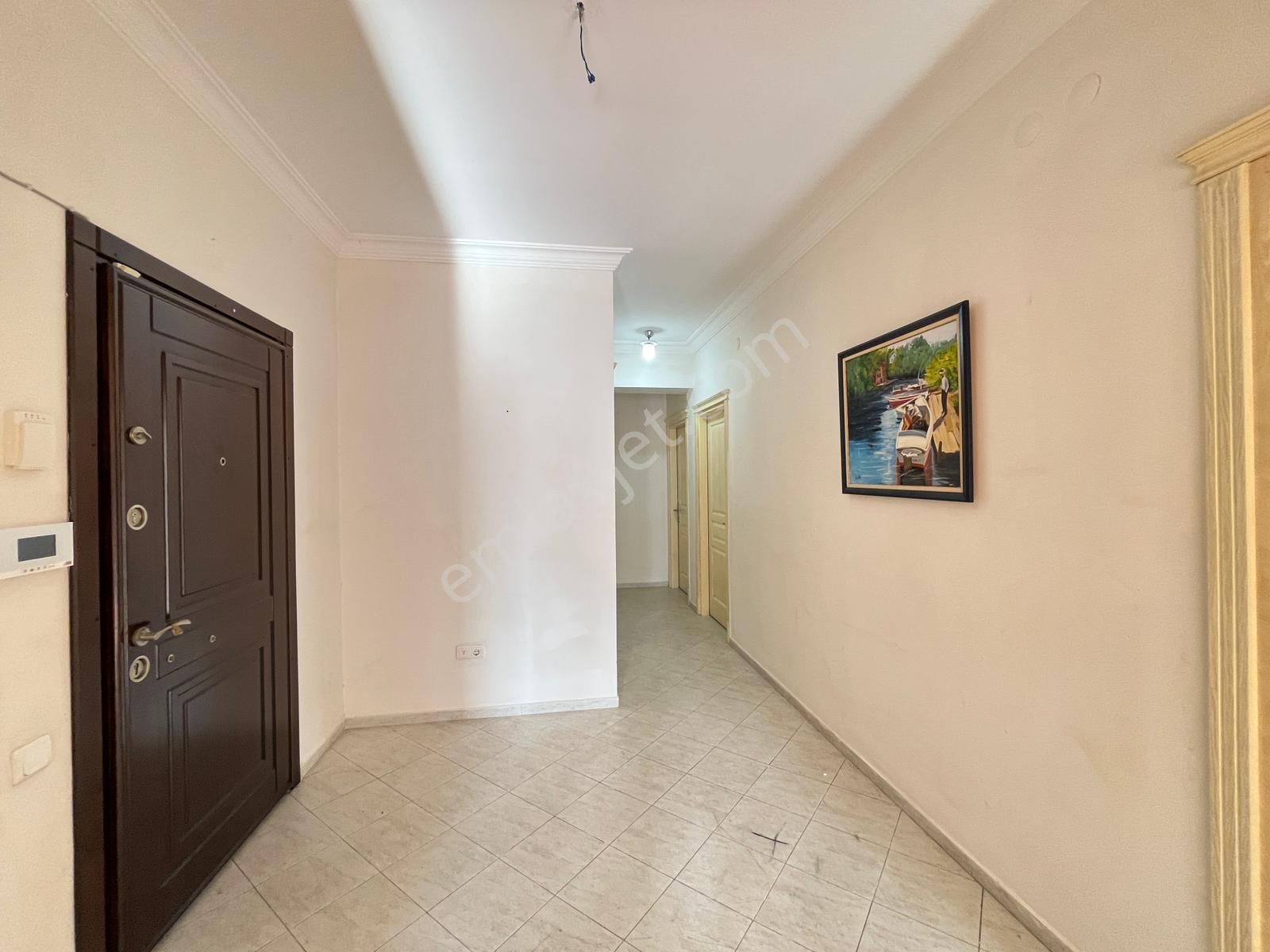 Narlıdere Yenikale Mahallesinde Geniş Ve Ferah 3+1 Kiralık Daire - Görsel 4