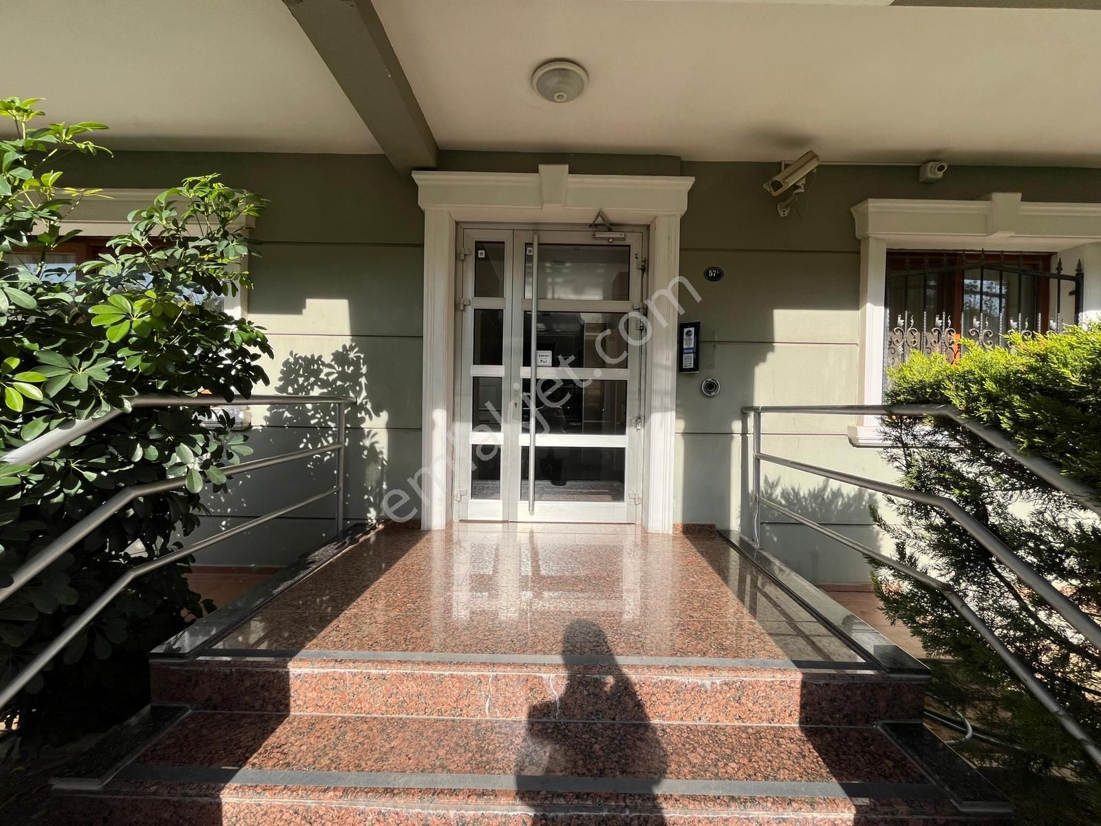 Narlıdere Yenikale Mahallesinde Geniş Ve Ferah 3+1 Kiralık Daire - Görsel 23