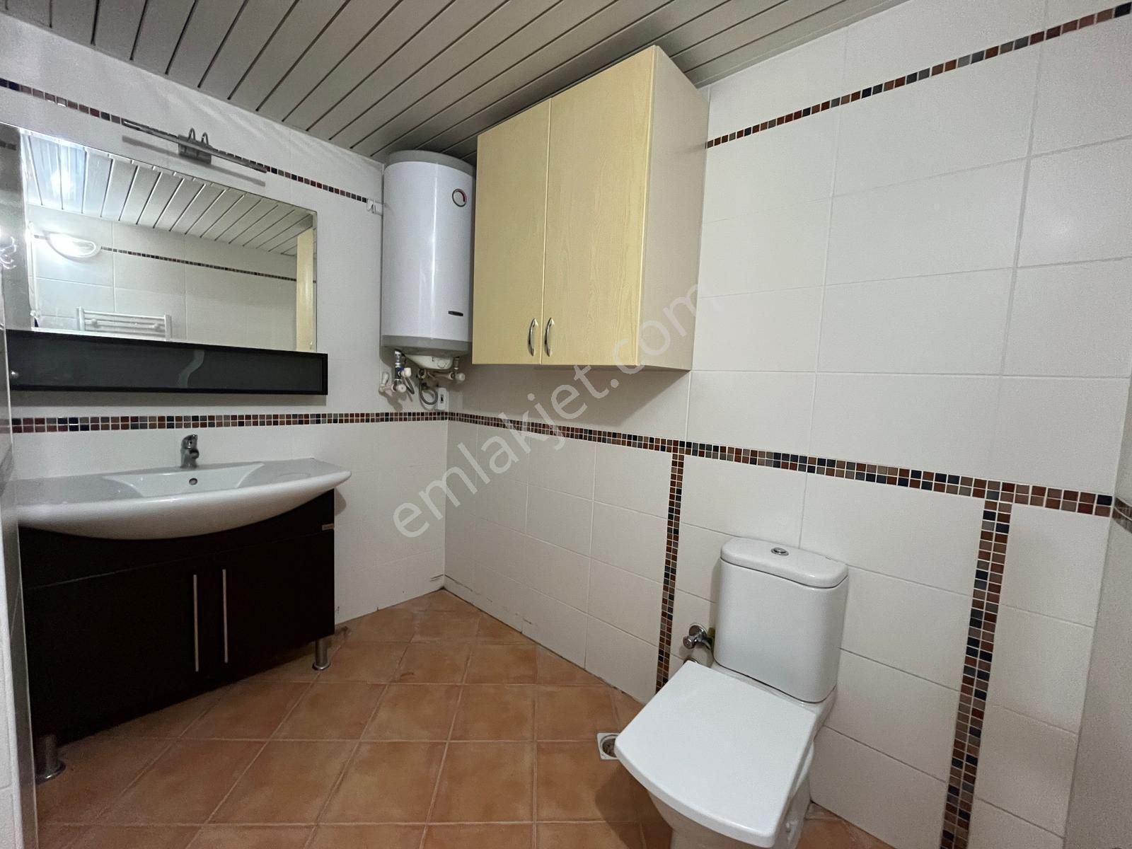 Narlıdere Yenikale Mahallesinde Geniş Ve Ferah 3+1 Kiralık Daire - Görsel 16