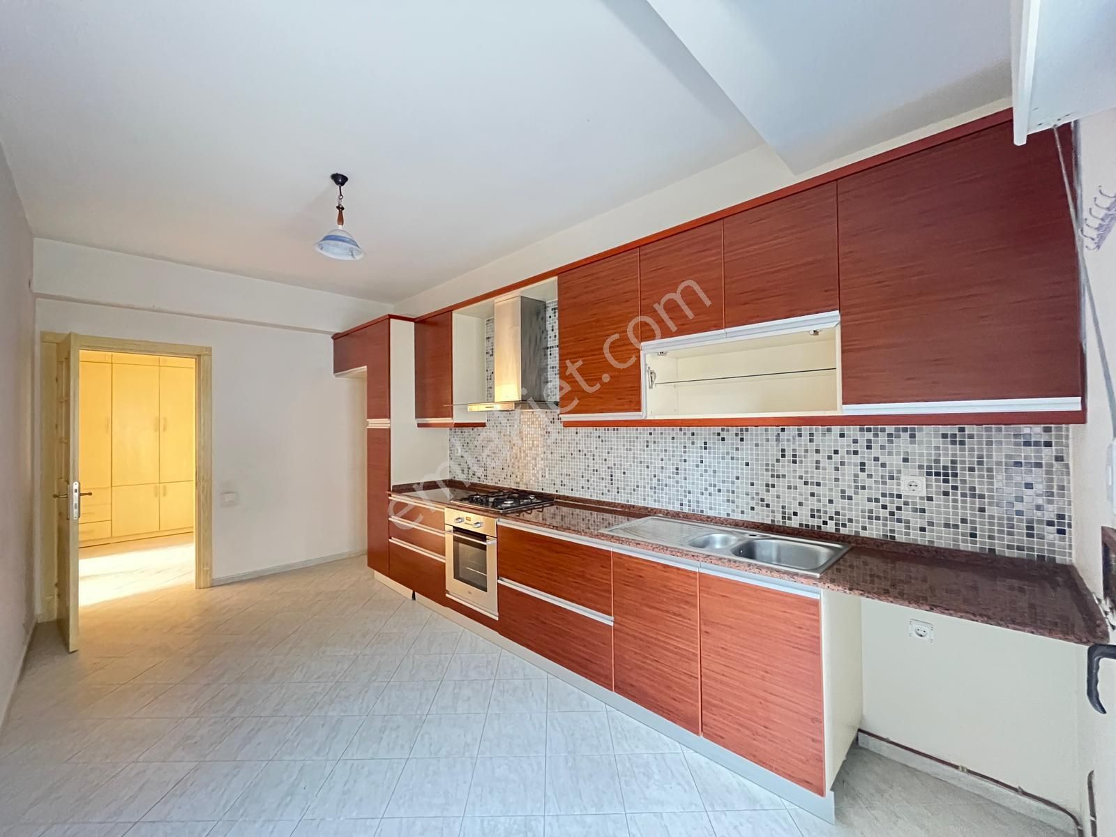 Narlıdere Yenikale Mahallesinde Geniş Ve Ferah 3+1 Kiralık Daire - Görsel 21