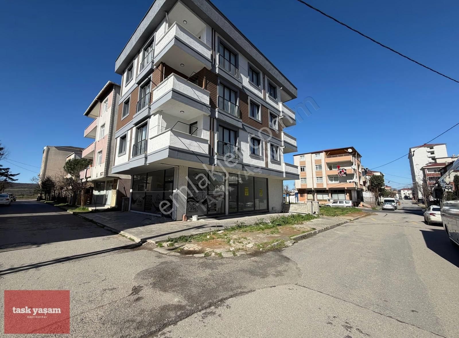 Ana Cadde Üzerinde 6om2 Dükkan Mağaza - Görsel 3