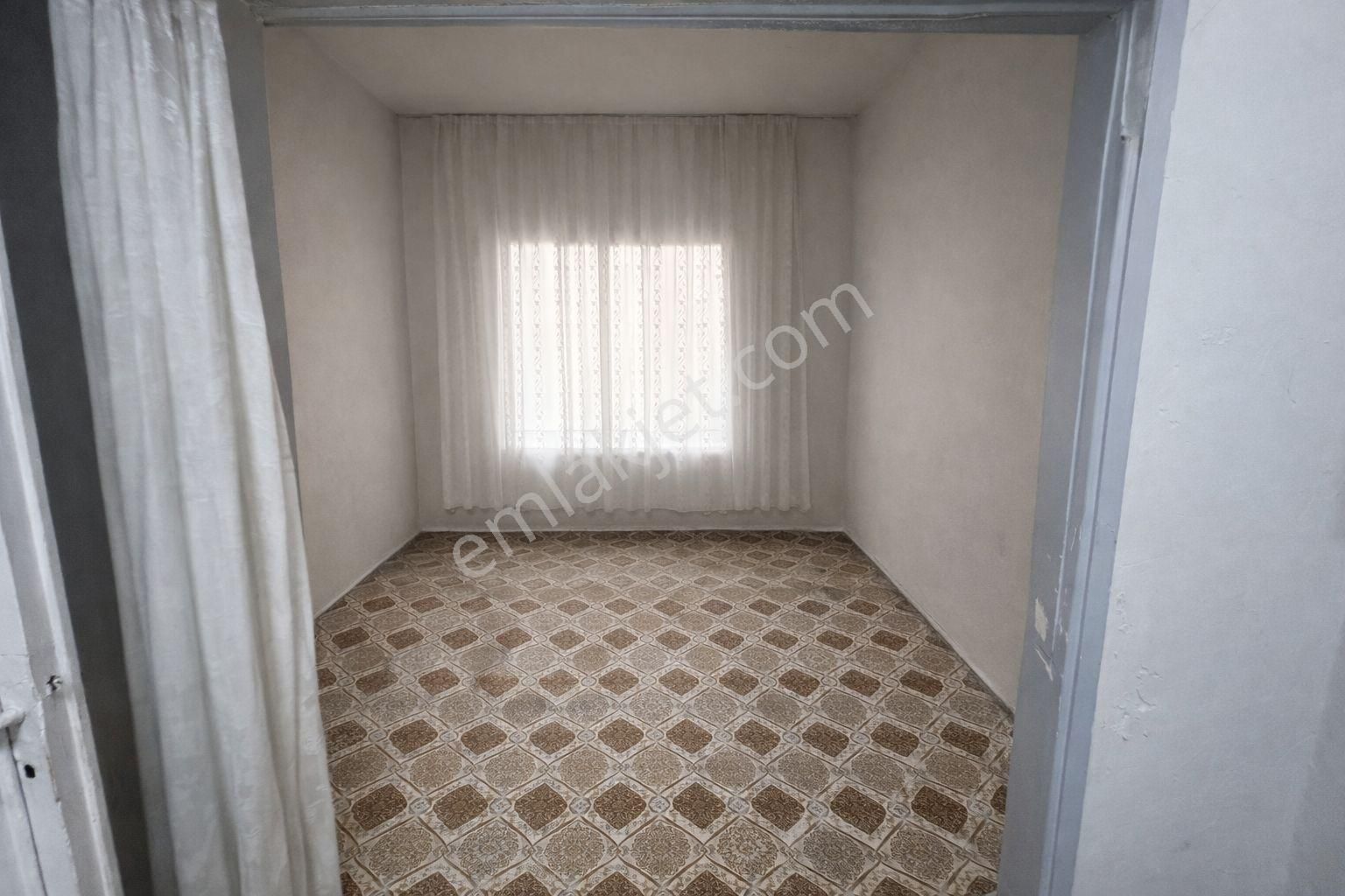 Bornova Yeşilova'da 2+1 Satılık Daire - Görsel 5