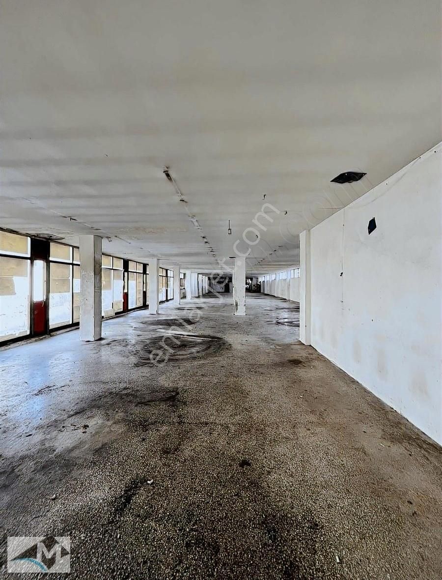 Bağcılarda İstoça Yakın 1000m2 Üst Kat Her İşe Uygun - Görsel 14