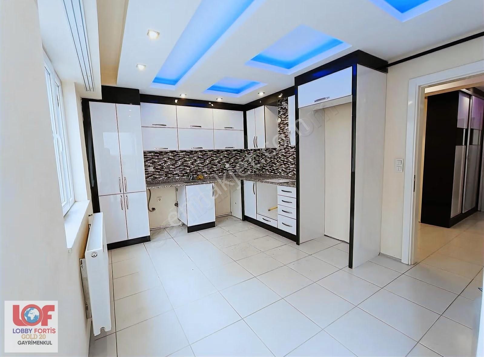 Lobby Fortisten Çakmak Mahallesinde Kiralık 2+1 Daire - Görsel 4