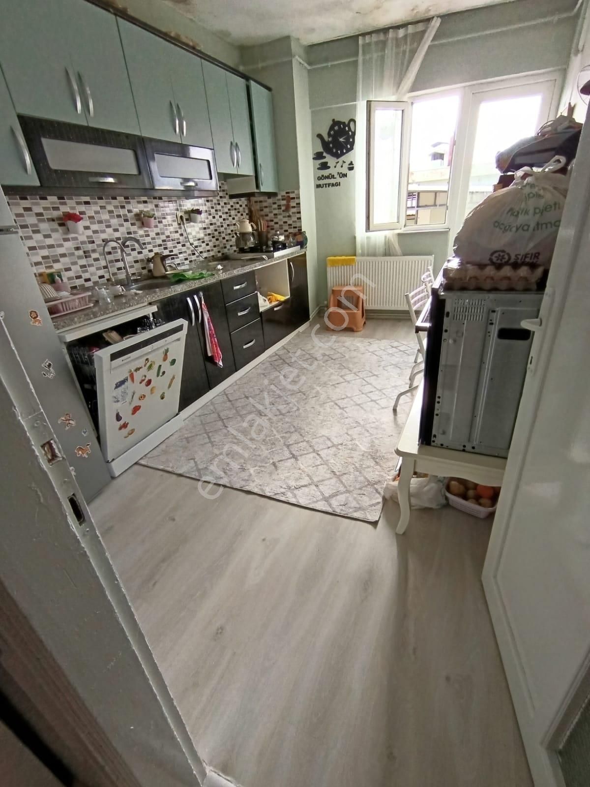 Ender Uysal Gayrimenkuden Aydın Efeler Güzel Hisar Da Satılık 2+1 Geniş Daire..