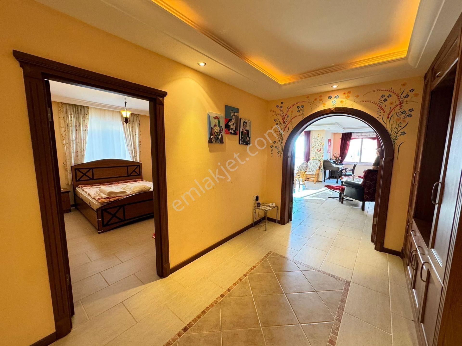 Alanya / Mahmutlar – Denize Sıfır 3+1 Full Eşyalı Daire - Görsel 8