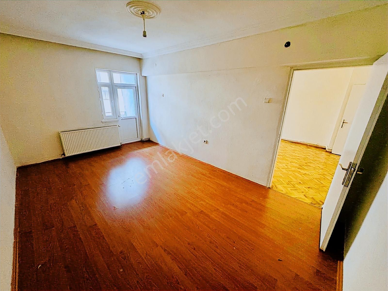 Gaziosmanpaşada Kiralık 3+1 Ara Kat Merkezi Konum Karadeniz Emla - Görsel 13