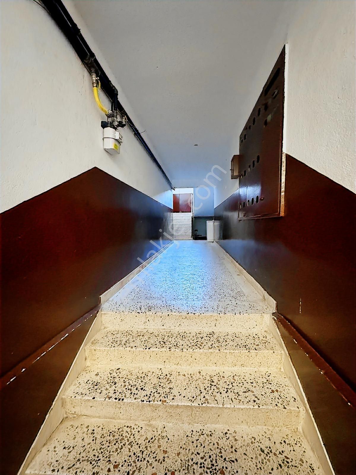 Gaziosmanpaşada Kiralık 3+1 Ara Kat Merkezi Konum Karadeniz Emla - Görsel 26