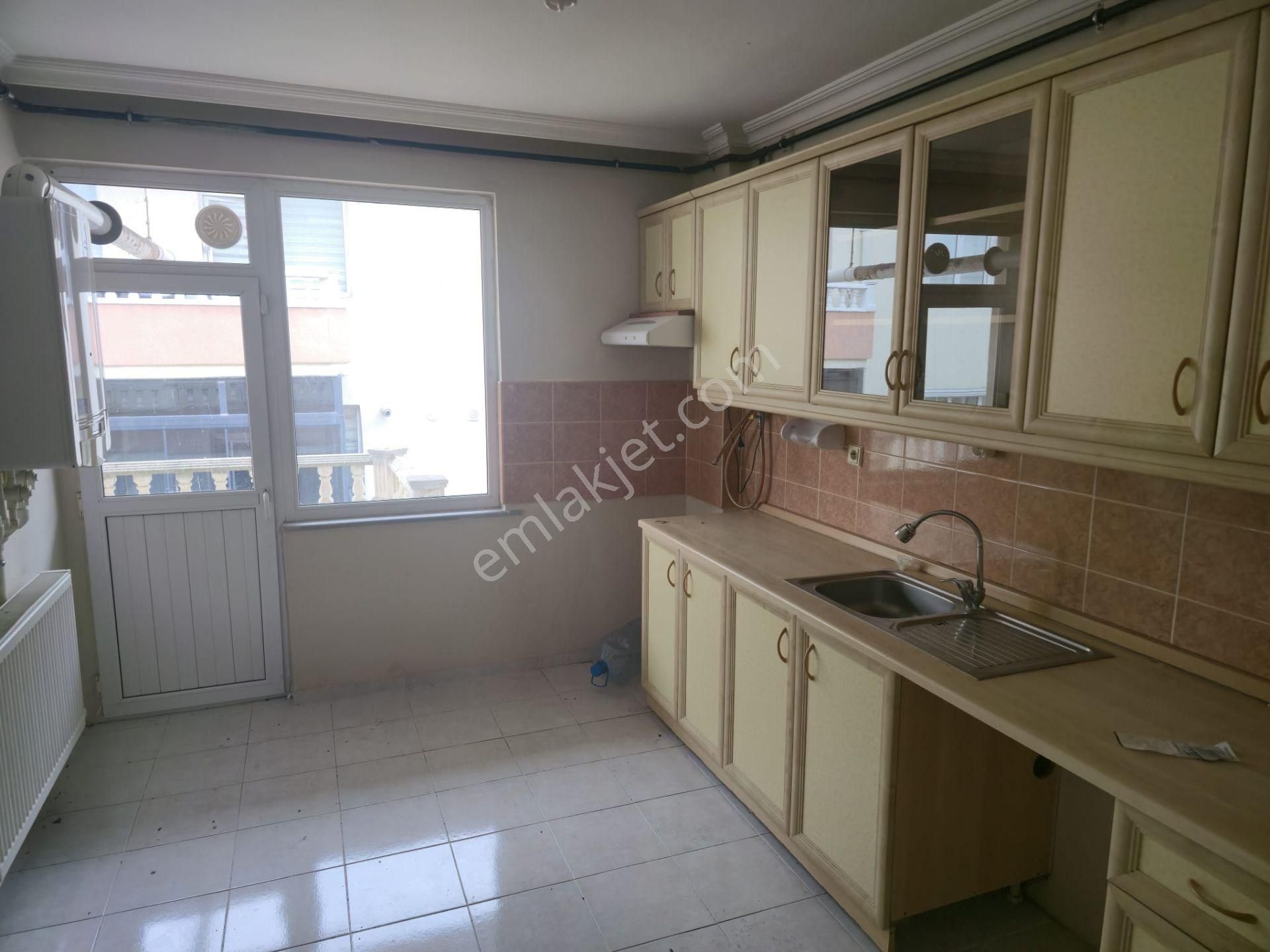 Muhittin Mah.koza Sitesi Kiralık 3+1 Geniş Ve Temiz Daire - Görsel 2