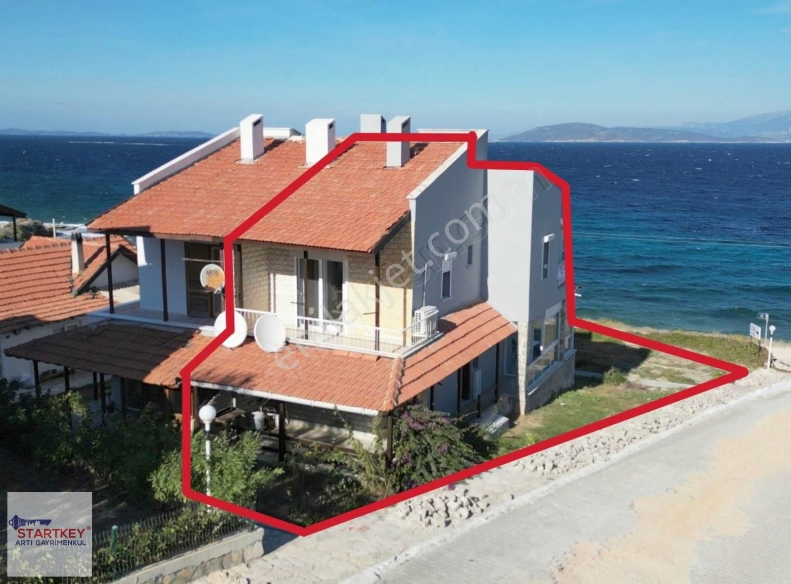 Çeşme Dalyan Sakızlıkoy Satılık 4+1 Denize Sıfır Site İçi Villa - Görsel 12