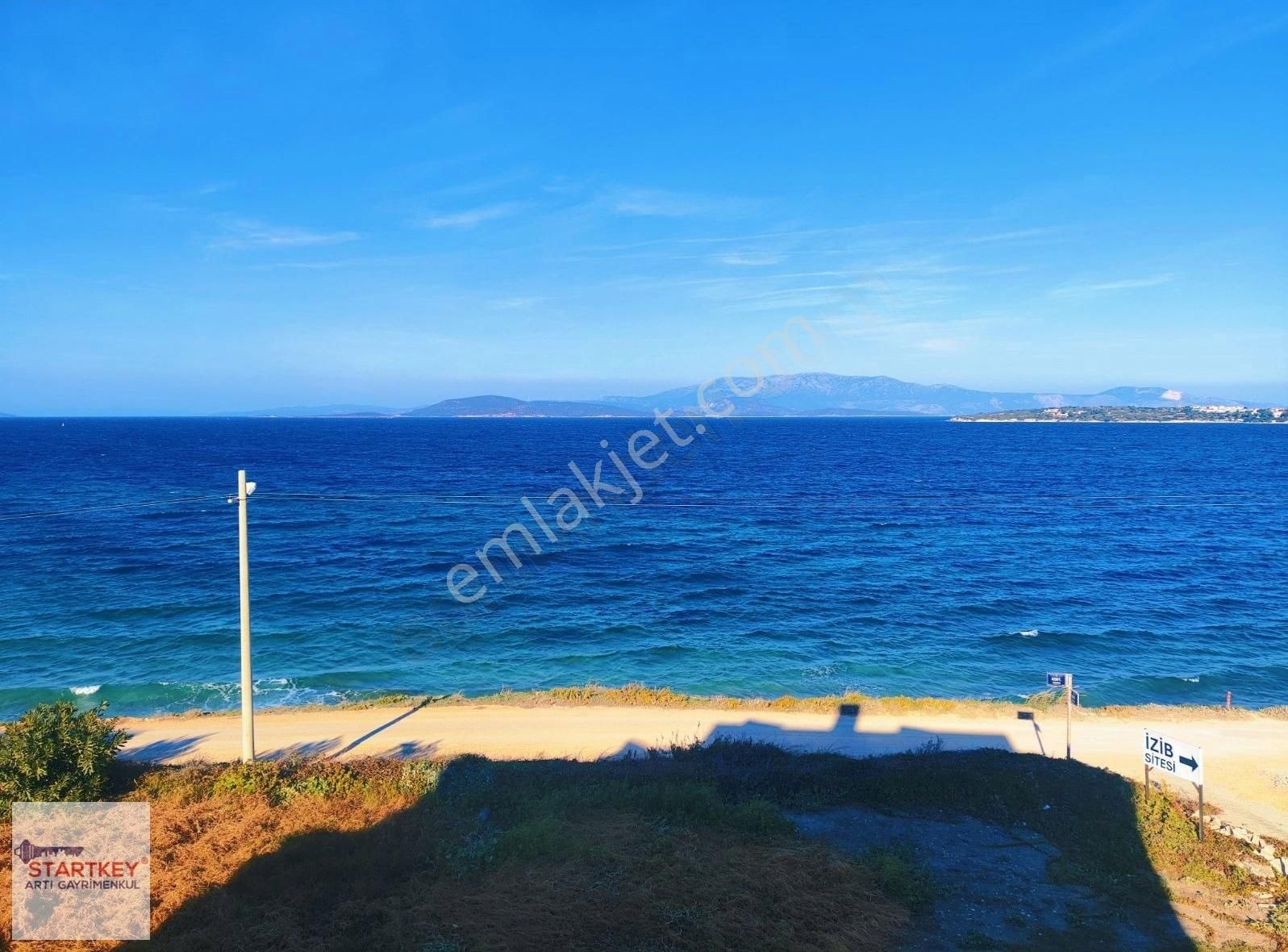 Çeşme Dalyan Sakızlıkoy Satılık 4+1 Denize Sıfır Site İçi Villa - Görsel 2