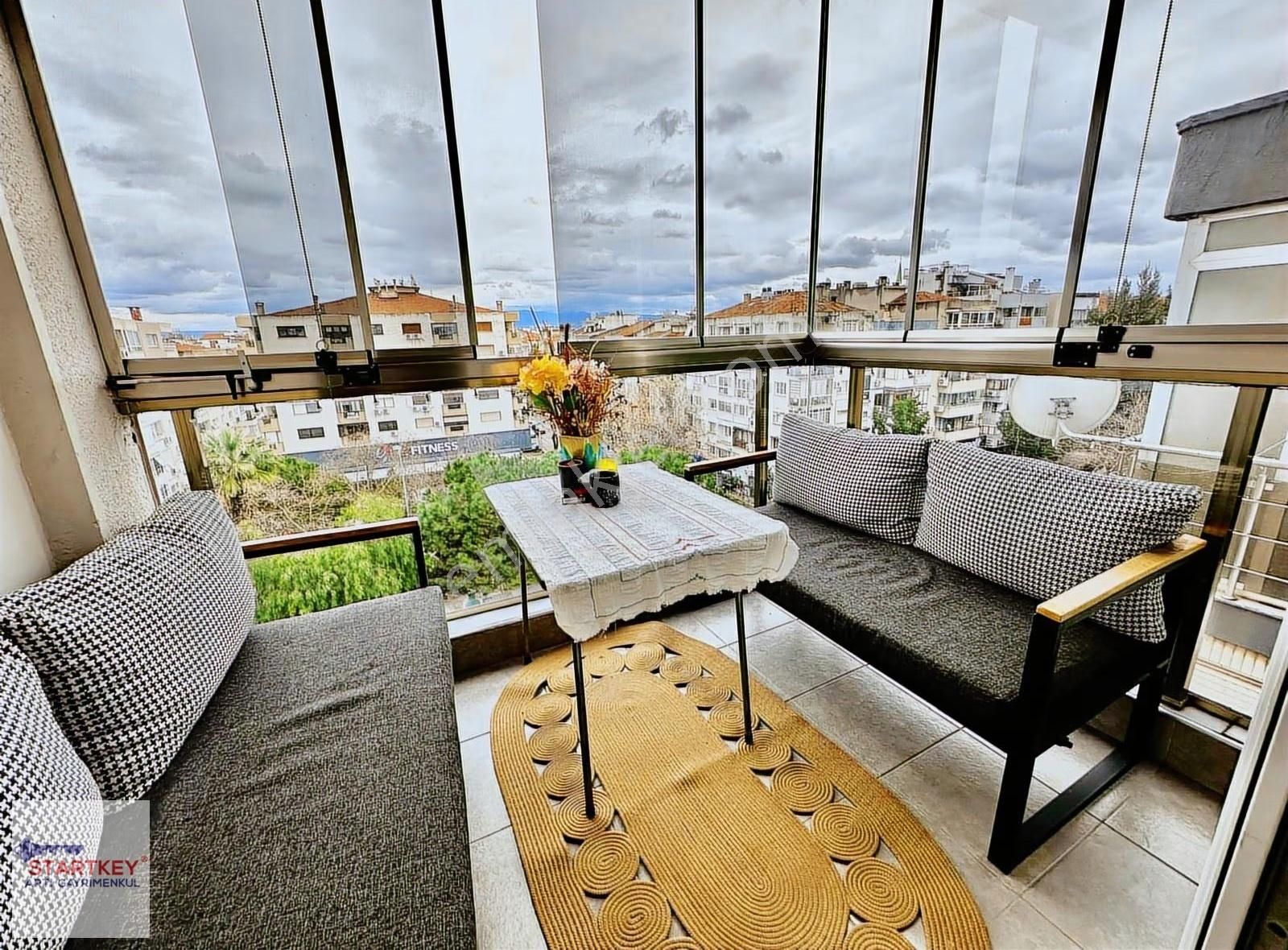 Girne Bulvarı Üzerinde Komple Tadilatlı 2+1 Satılık Daire - Görsel 7