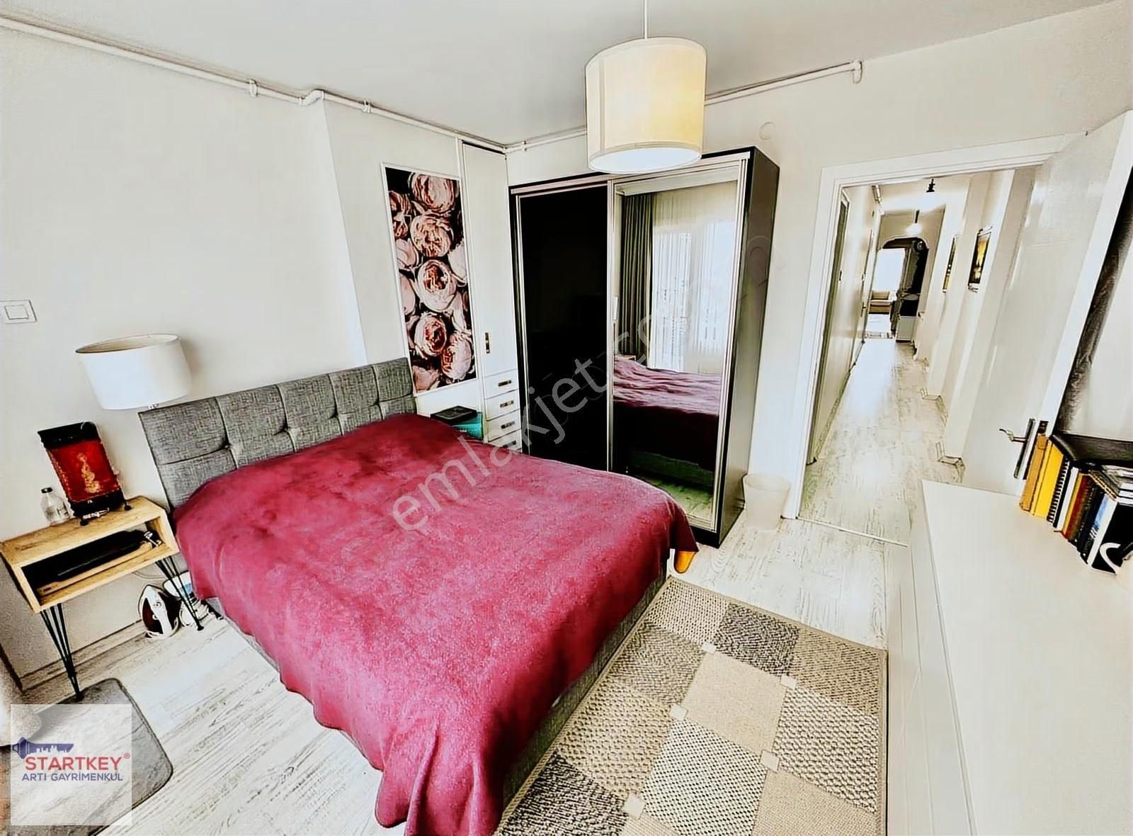 Girne Bulvarı Üzerinde Komple Tadilatlı 2+1 Satılık Daire - Görsel 33