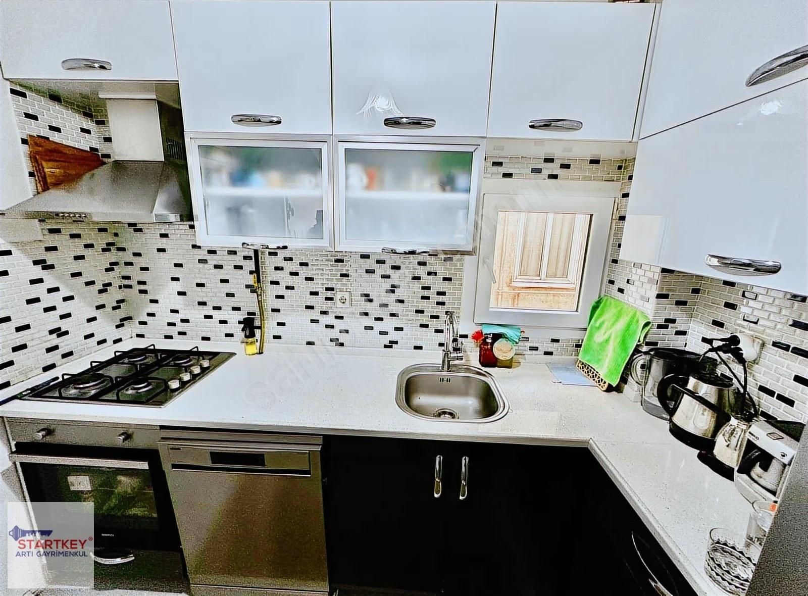 Girne Bulvarı Üzerinde Komple Tadilatlı 2+1 Satılık Daire - Görsel 26