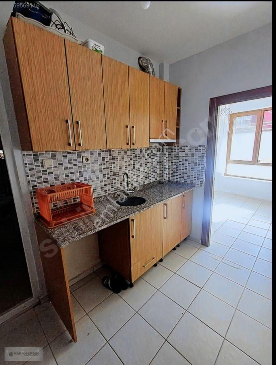 Espark'a Adalar'a 5 Dakika Mesafede 1+1 Bakımlı Daire - Görsel 11