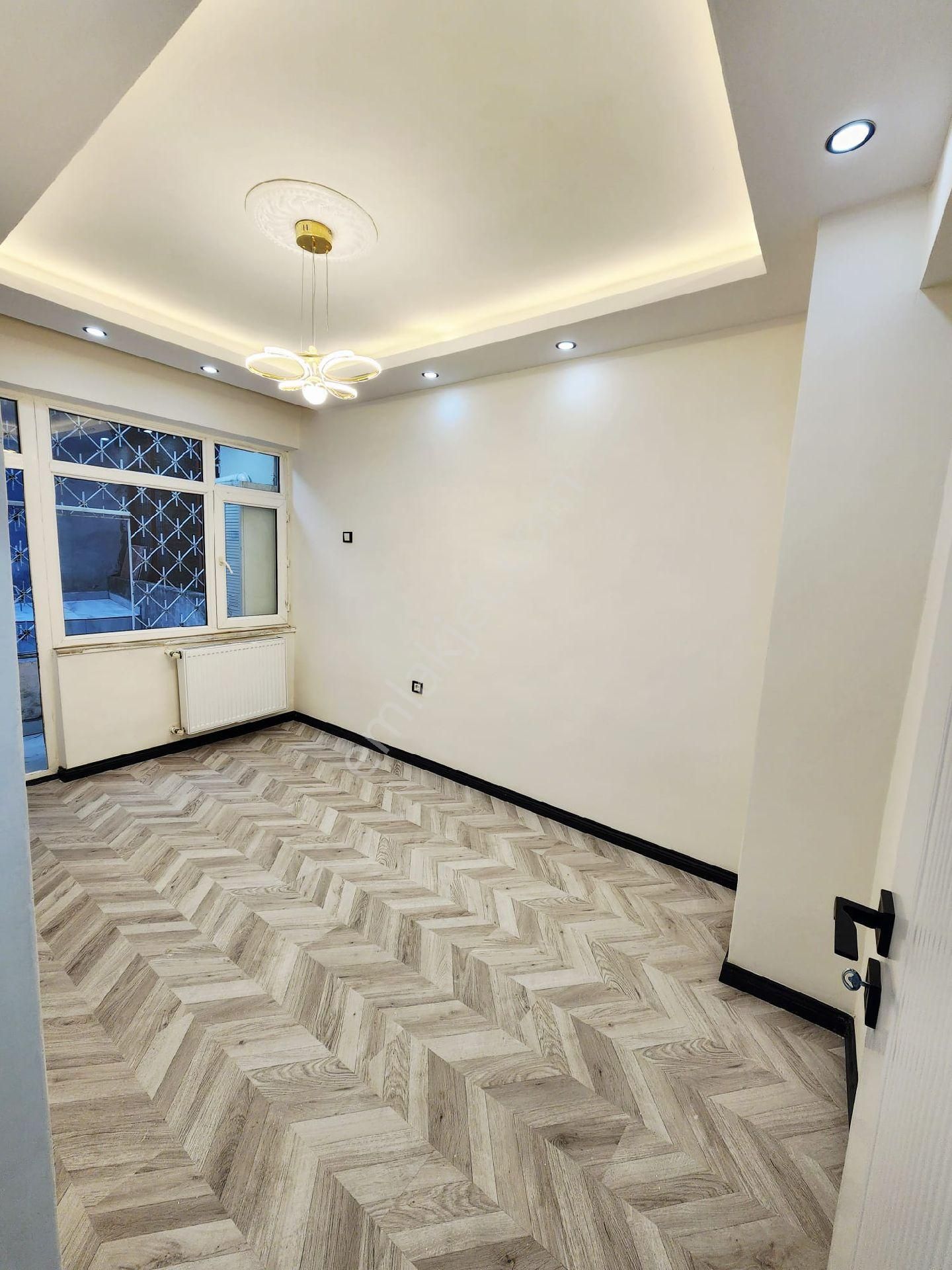 Samsun İlkadım Selahiye Mahallesi'nde Kat Tapulu Krediye Uygun İçi Yapılı - Görsel 12