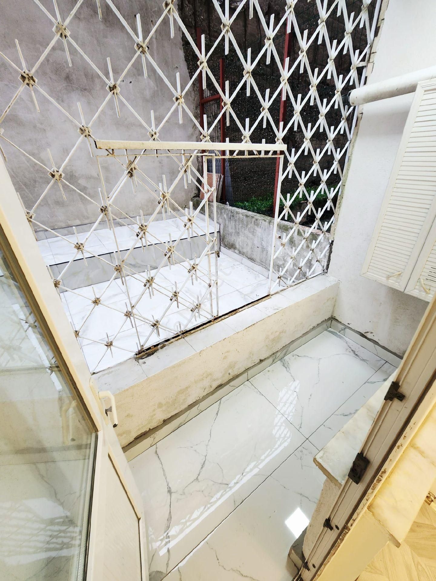 Samsun İlkadım Selahiye Mahallesi'nde Kat Tapulu Krediye Uygun İçi Yapılı - Görsel 13