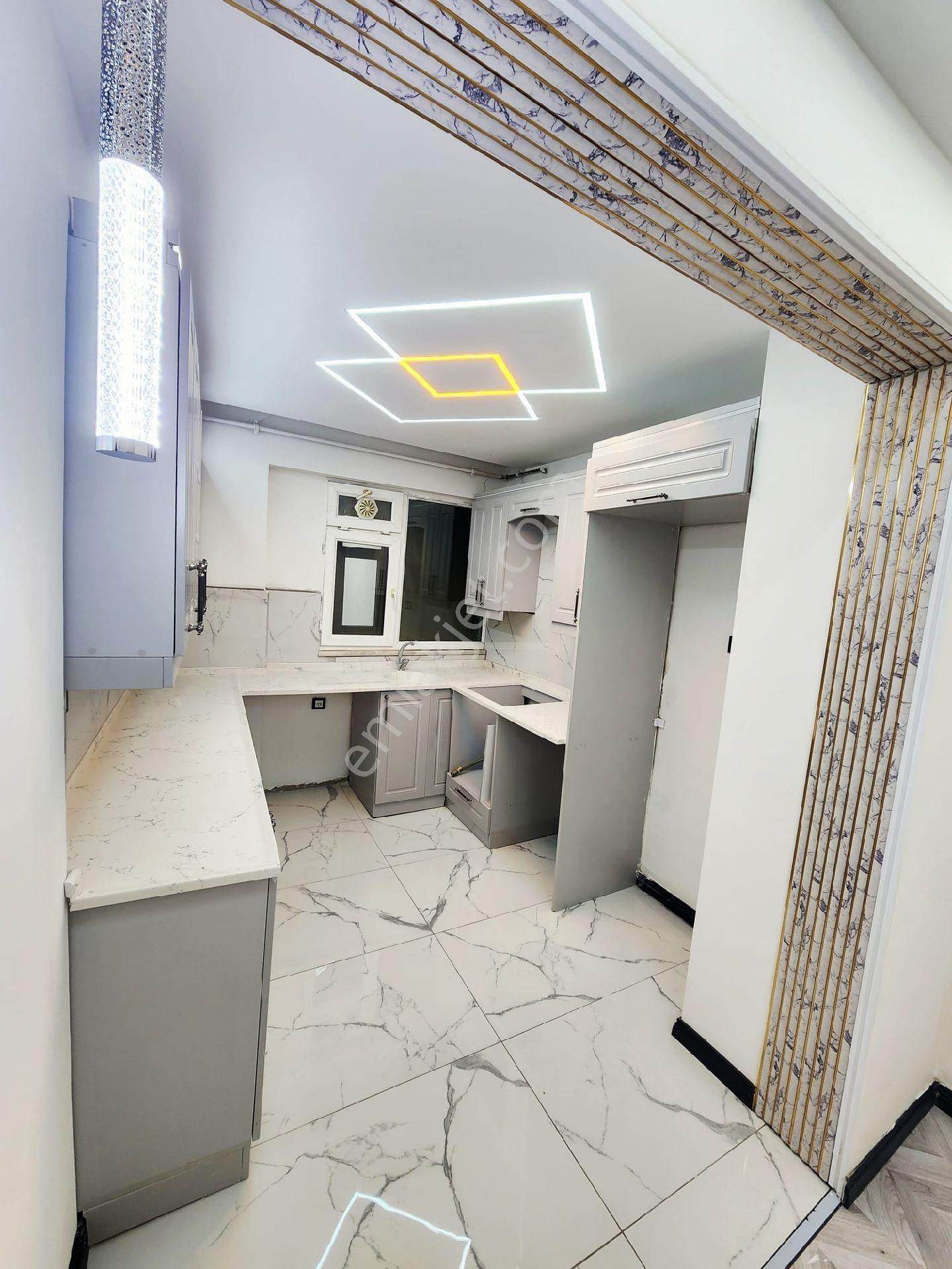 Samsun İlkadım Selahiye Mahallesi'nde Kat Tapulu Krediye Uygun İçi Yapılı - Görsel 2