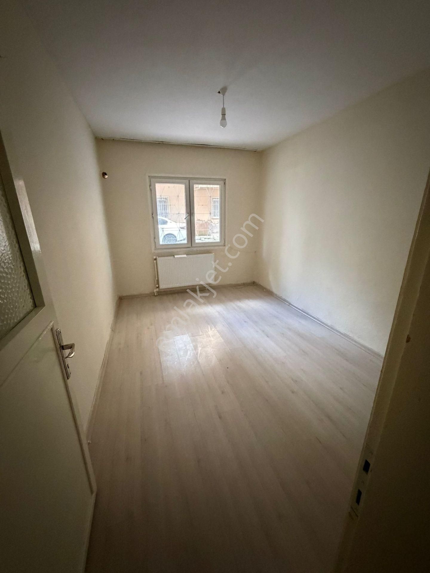 Buca Fırat Mah. 2+1 90 M2 Y.giriş Doğalgazlı Kiralık Daire - Görsel 11