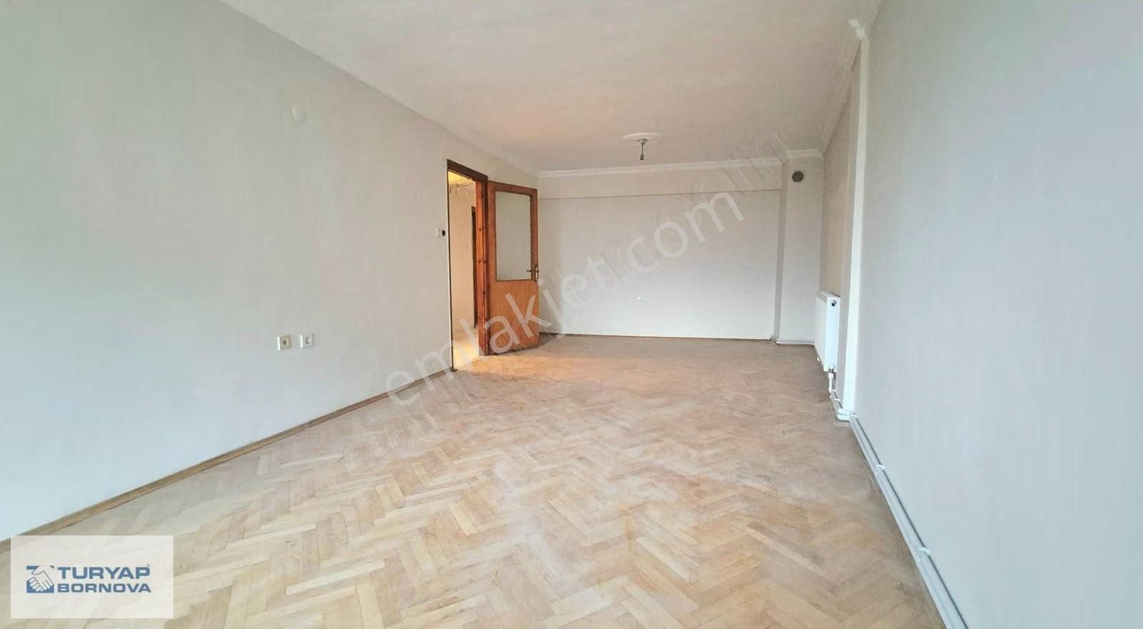 Bornova Metro Karşısı Kiralık 3+1 Daire - Tadilatlı - Görsel 14