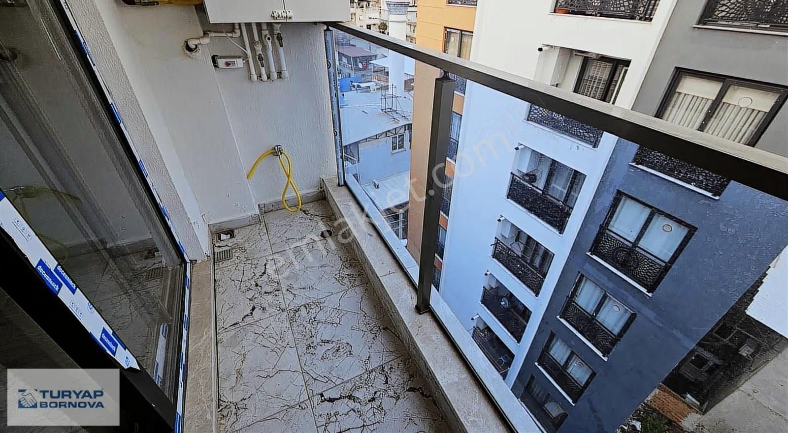 Osmangazi Mahallesi'nde Sıfır Binada Kiralık 1+1 Daire - Görsel 19