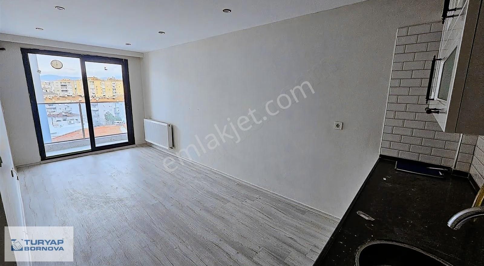 Osmangazi Mahallesi'nde Sıfır Binada Kiralık 1+1 Daire - Görsel 20