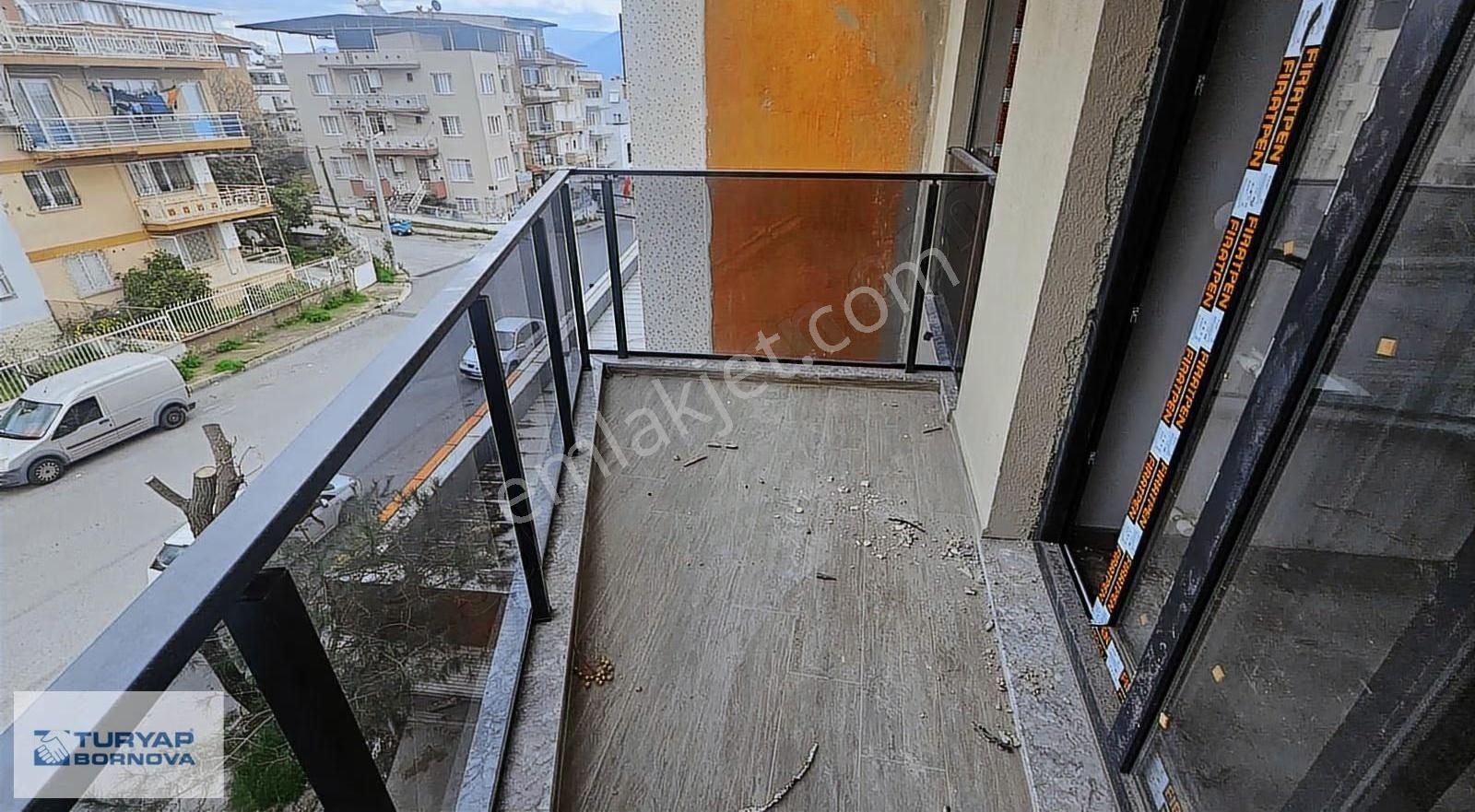 Bornova İnönü Mahallesi'nde Sıfır Binada Satılık 1+1 Daire - Görsel 2