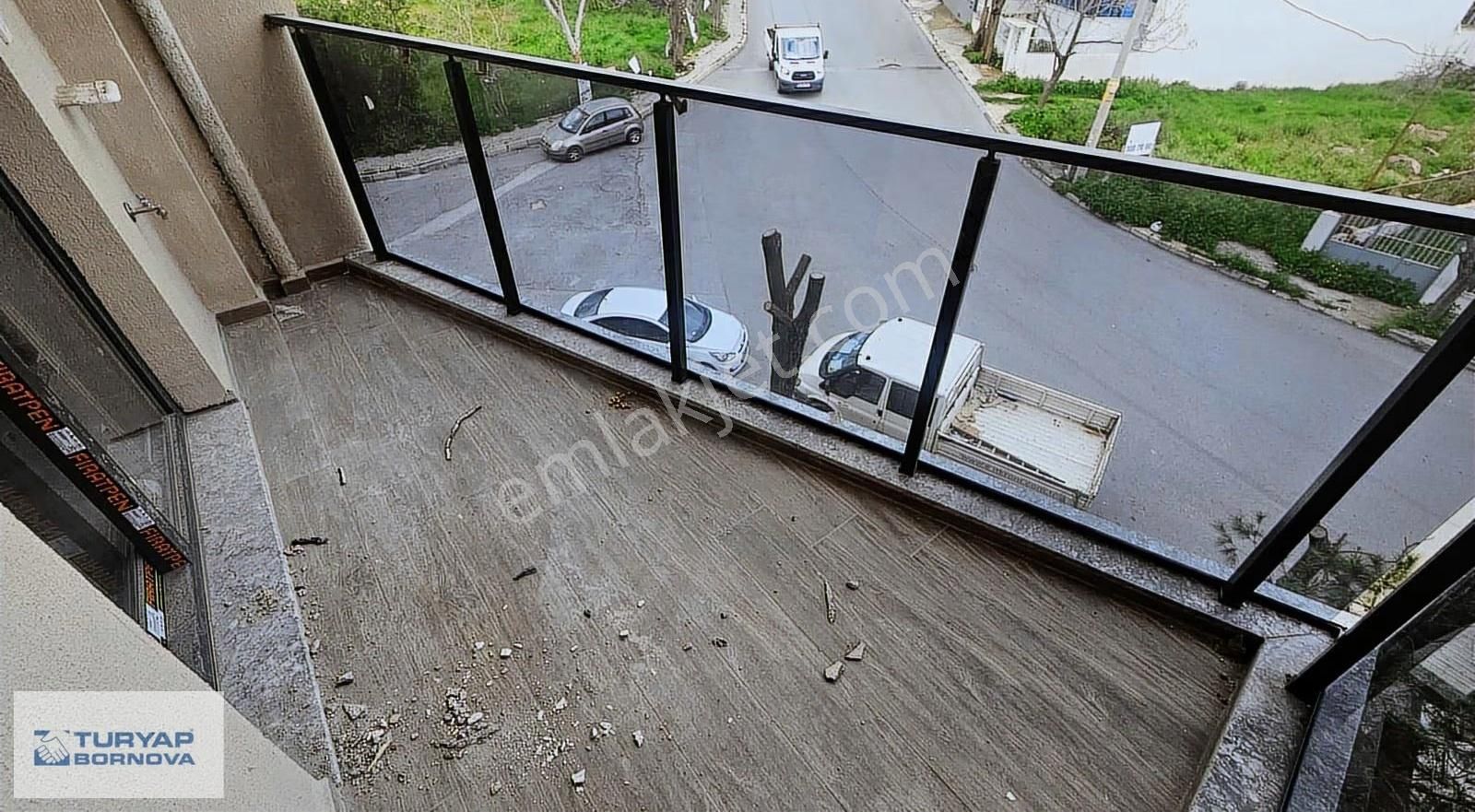 Bornova İnönü Mahallesi'nde Sıfır Binada Kiralık 1+1 Daire - Görsel 22