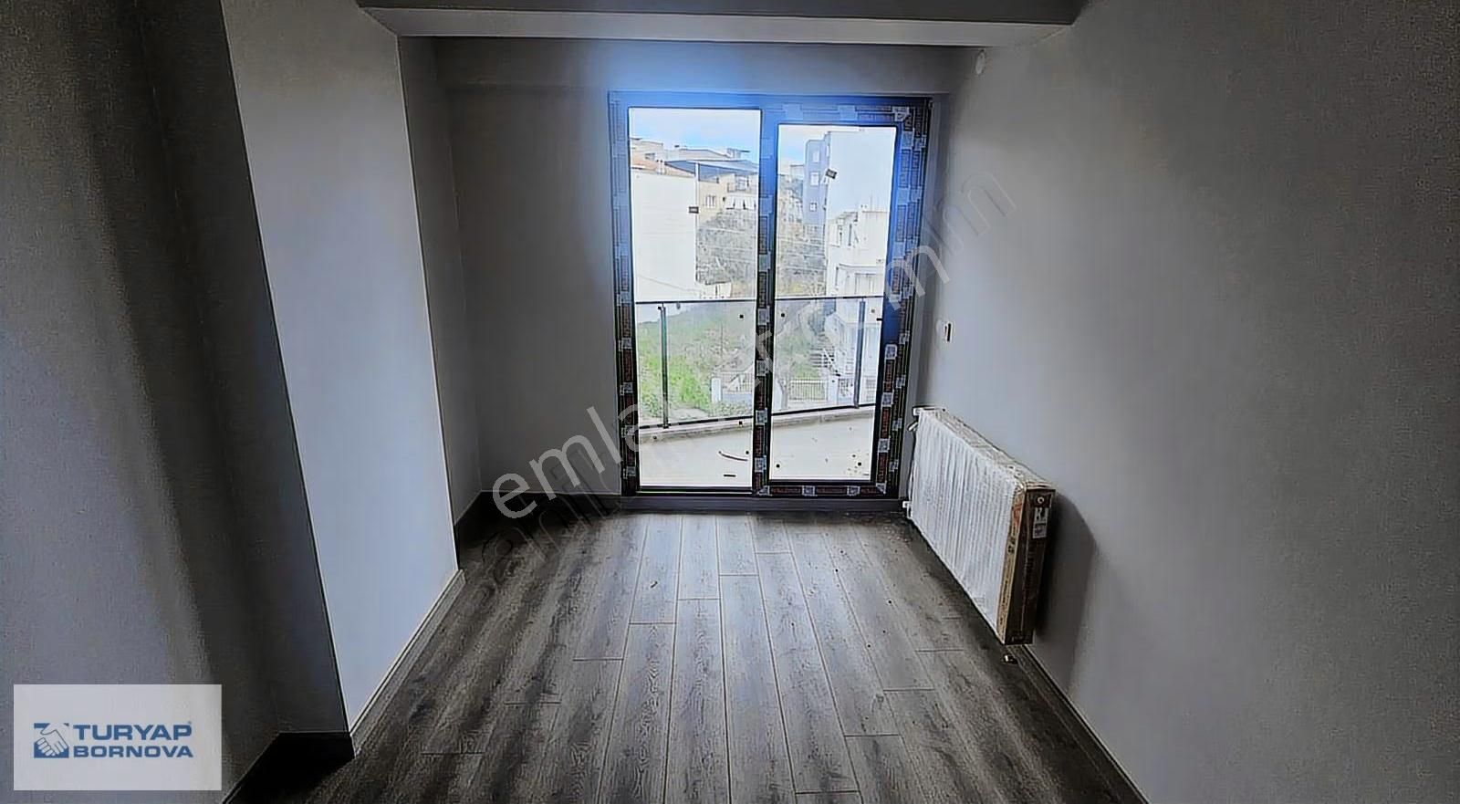 Bornova İnönü Mahallesi'nde Sıfır Binada Kiralık 1+1 Daire - Görsel 2