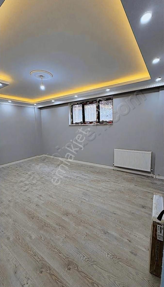Cumhuriyet Cad. Satılık 2+1 Bahçe Katı, 80m², Merkezi Konum - Görsel 12
