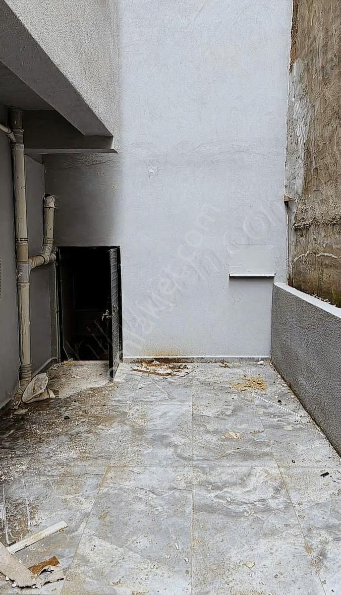 Cumhuriyet Cad. Satılık 2+1 Bahçe Katı, 80m², Merkezi Konum - Görsel 5