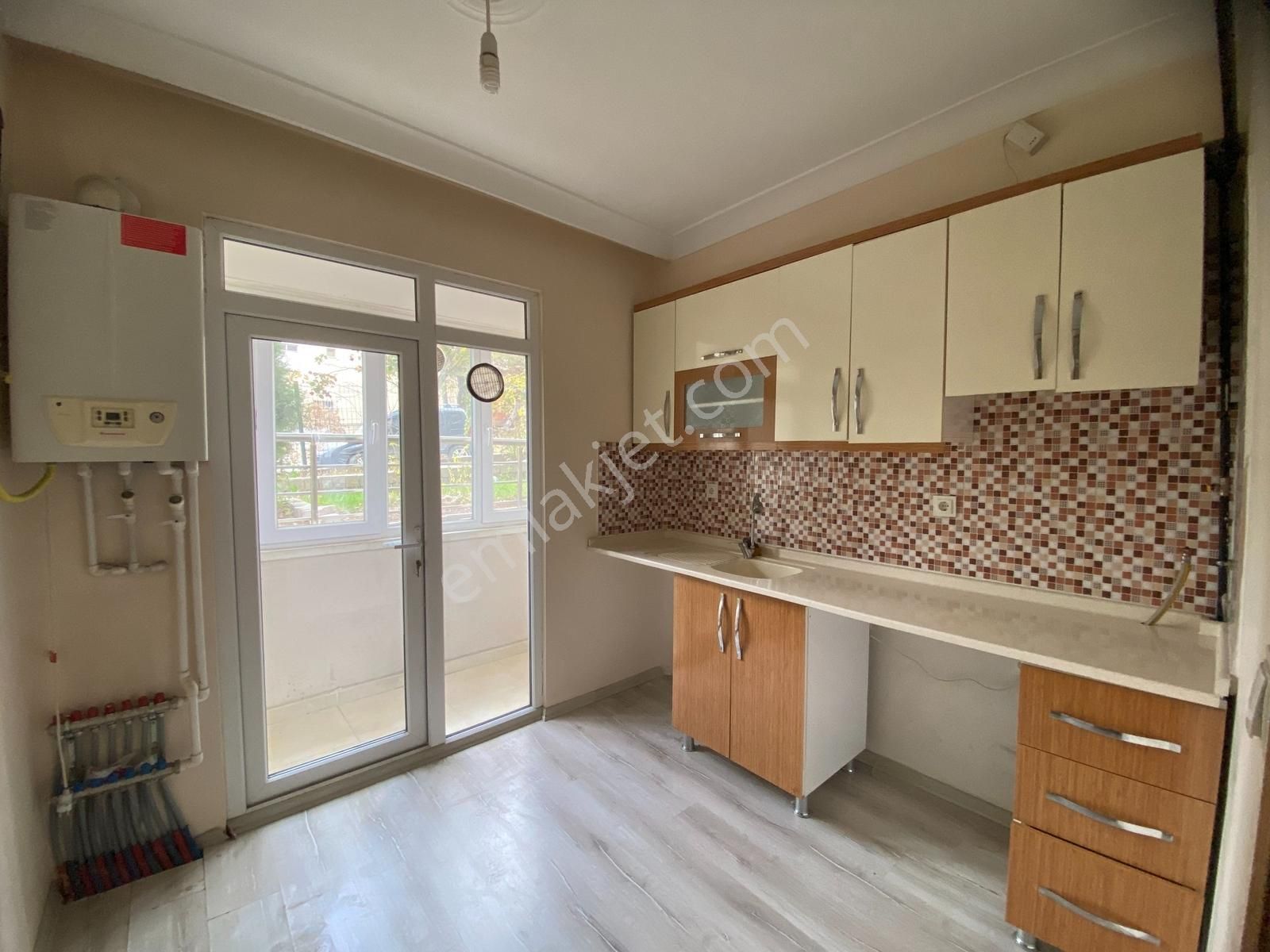 Doğantepe'de 3+1, Geniş Odalı, Eksiksiz Daire! - Görsel 3