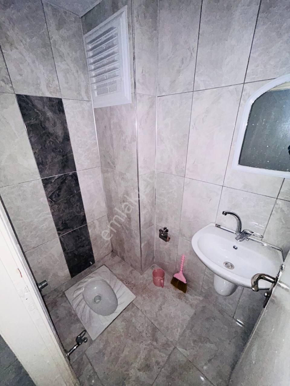 Ömürevlerinde Tramvaya 2. Binada Satılık 3+1 Daire - Görsel 19