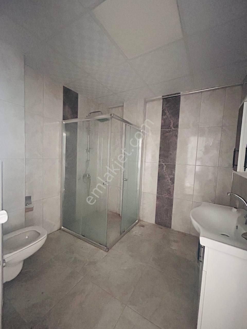 Ömürevlerinde Tramvaya 2. Binada Satılık 3+1 Daire - Görsel 17