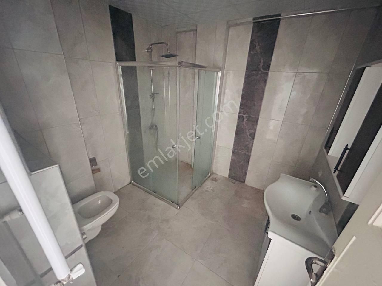 Ömürevlerinde Tramvaya 2. Binada Satılık 3+1 Daire - Görsel 16