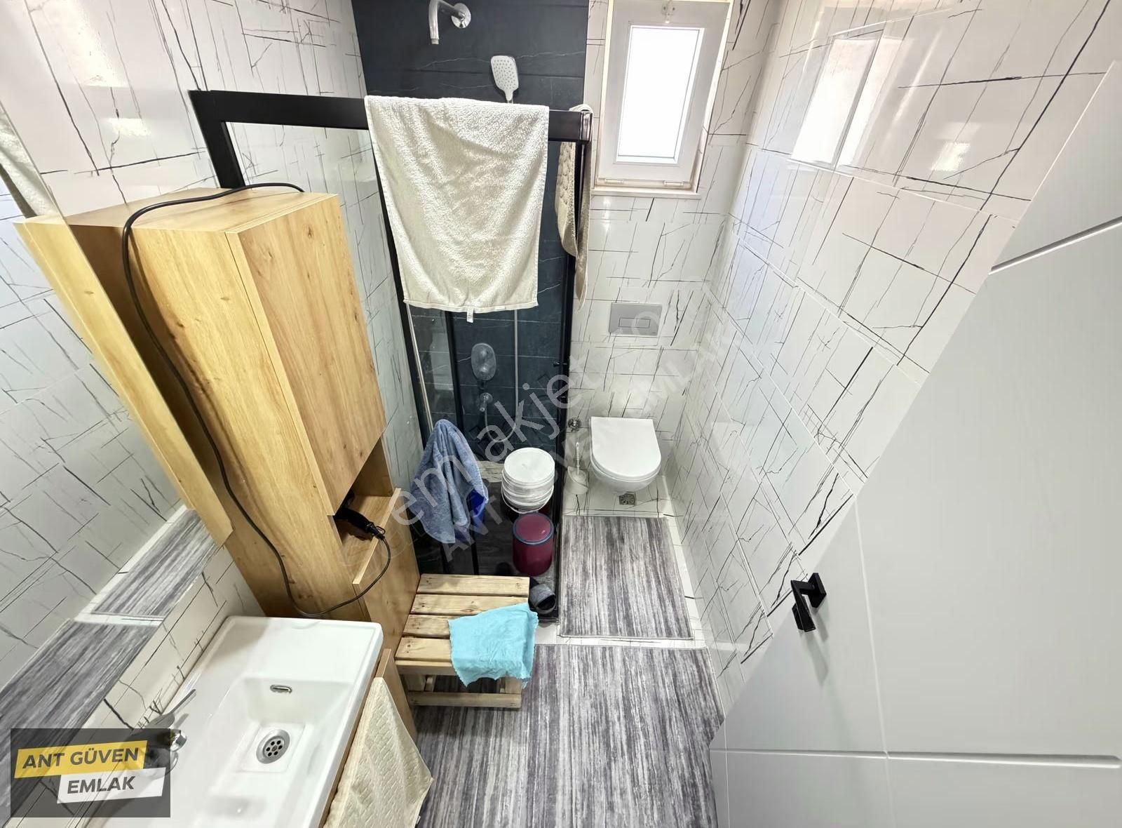 E. Banyolu Cam Balkonlu Yeniköy'de 3+1 Asansölü 4 Cepheli Arakat - Görsel 35